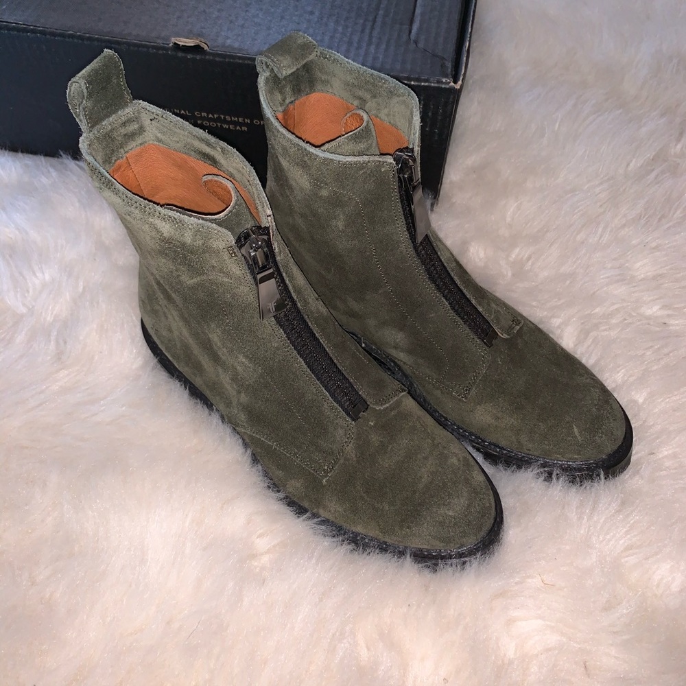FRYE COMBAT BOOT